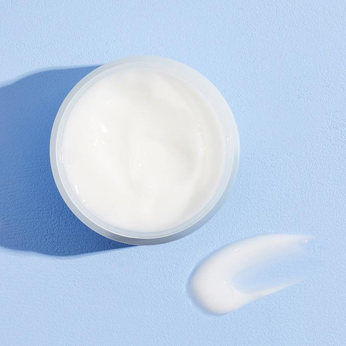 Pot ouvert de la crème COSRX Hydra Intensive à l'eau d'argousier