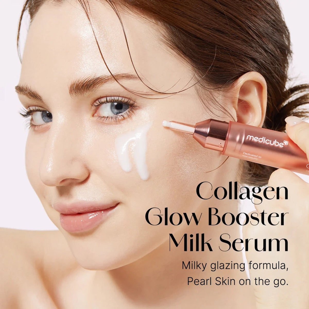 Medicube Collagen Glow Booster Serum 15 ml présenté avec sa boîte